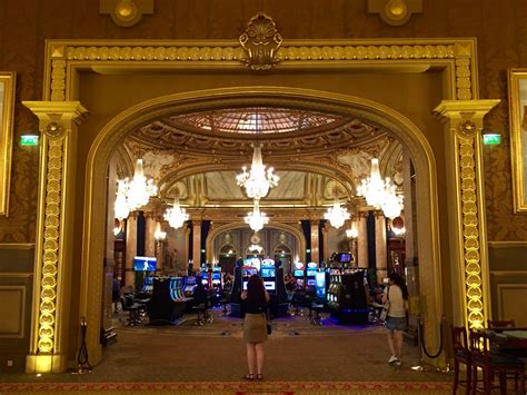 A Guide to Visiting the Casino de Monte.
